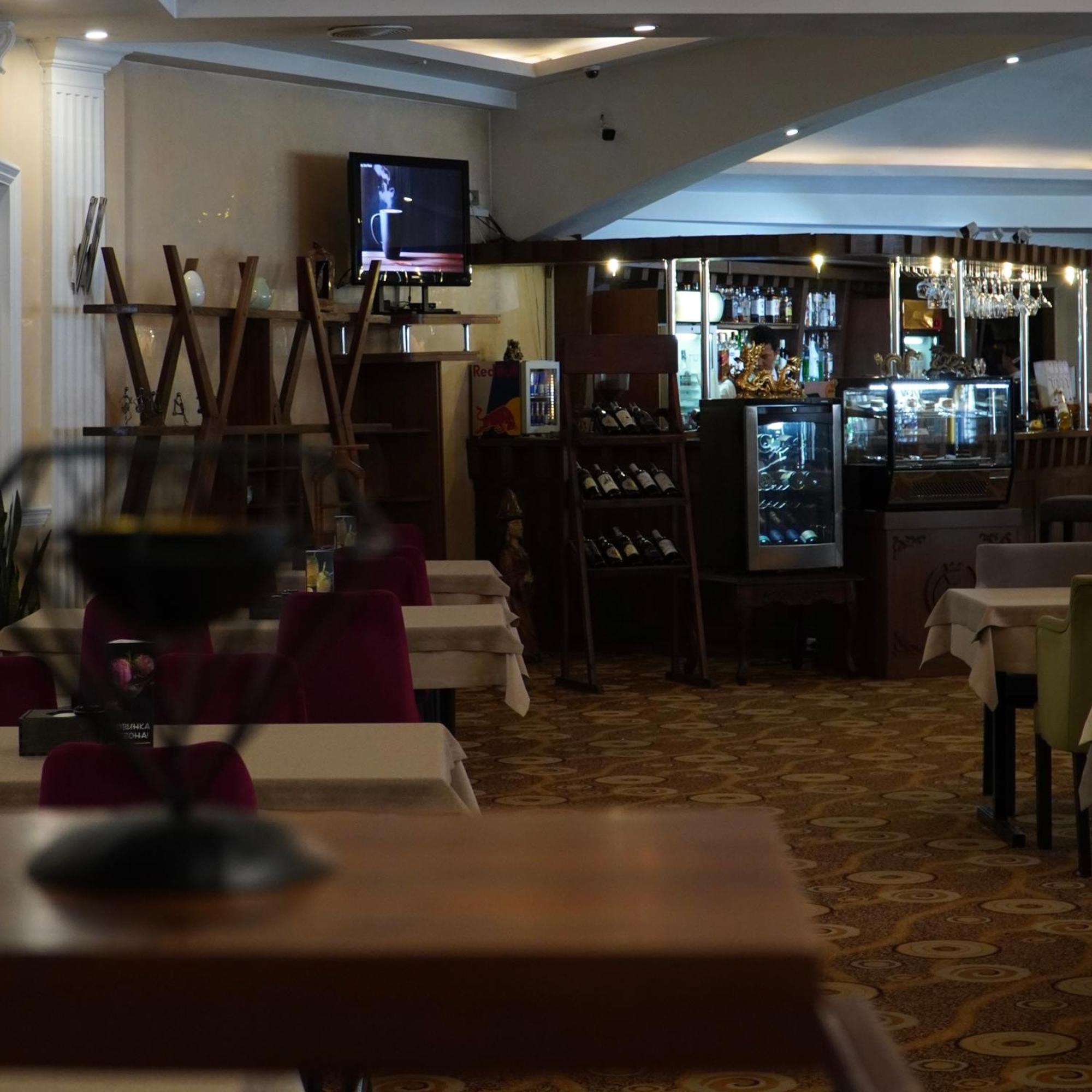 Golden Dragon Bishkek Exterior foto